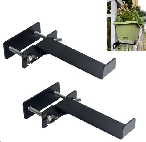 Outdoor Wall brackets Planters 